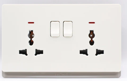 Universal Twin Socket